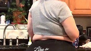 Amateur wild chick solo masturbation