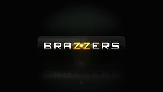 When Lela Met Robbin With Lela Star, Robbin Banx - Brazzers