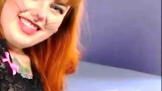 cute luxury fetishes fingering herself on live webcam
