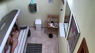 Close up teen wet pussy orgasm