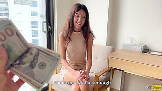 Hotel Room Service - Hostess Agreed To Sex With Guest For Money