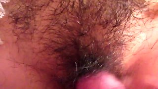 Hairy pussy cumshot