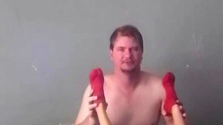 Old Man Eating 18 Year Old Petite Teen's Pussy and Gets Handjob