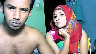 Desi Indian Aunty webcam exposed