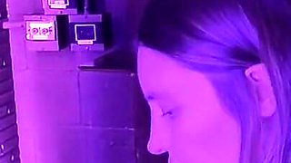 Dos Lesbianas Tienen Sexo En El Carro