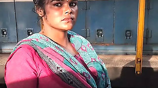 😱INDIAN TRAIN VALI BHABHI girl have sex with step brother Xxx , Desi Village Doggy style rough hardcore College girl tight