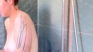 Apres M Etre Faite Jouir Je Lave Ma Chatte Poilue