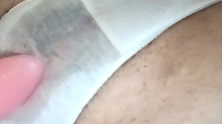 Rubbing My Pussy to Orgasn