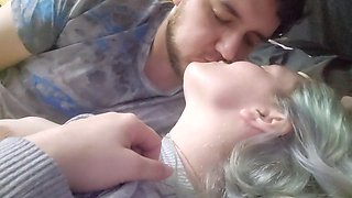 Steamy housewife Mama_foxx94 gets pulverized and loves every minute