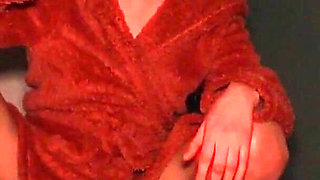 Smoke and Spit in High Heels, Squatting