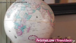 2 flawless milfs have fun with themselves