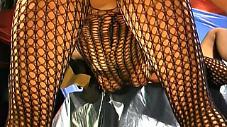 Ggg John Thompson- Threesome Gangbang Fucking with Sexy Girls Licking and Swallowing Cum