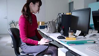 Amateur Asian in some solo double dildo action