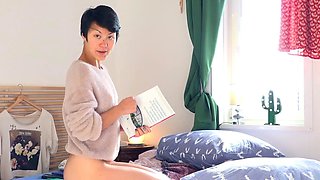 Yumie Solo a Japanese girl who loves to touch herself