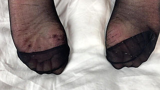 Mrs Mature Feet Wearing Her Old Work Tights for the Last Time