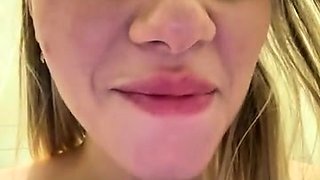 cute camslut in public