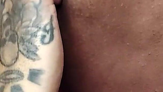 BBW Trapped in the Closet, the Experienced Rescuer Gave Attention