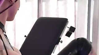 Fucking a Girl with Strap!