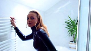 Blonde emo amateur solo masturbation