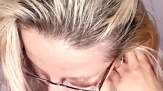 How Do You Want I Show You My Big Eyeglasses?