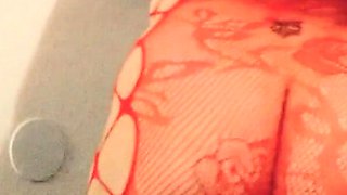 Toxic Piggy Plugged and Shaking Fat Ass
