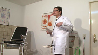 Slutty German Mature Bitch Plays with Herself in Hot Solo Action