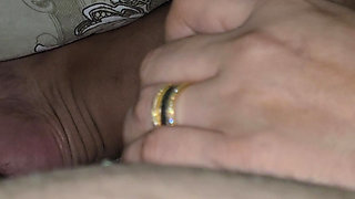 Step mom did not expect that step son penis could wake up with a handjob