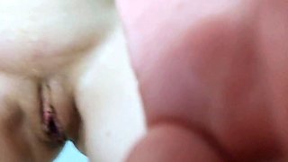 Pregnant teen cums hard, shaving her pussy and squirting