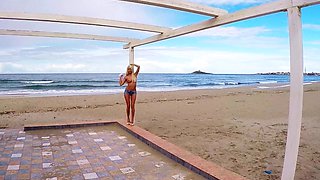 Blonde teen Sierras first erotic masturbation video