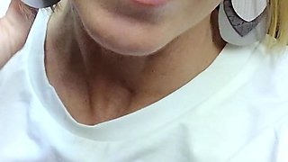 Solo girls masturbate until orgasm for