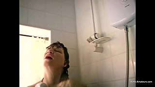 Big Boobed Wife Pisses and Shows Wet T-shirt Before Taking a Facial