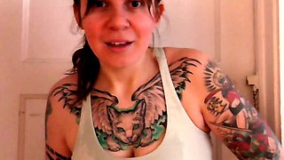 Clean my sweaty post-workout body with your mouth, slave