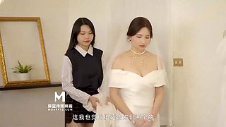 Ex-fathers thick semen flows out under the wedding dress. The German bride enjoys the pleasure of having an affair: Blowjob, Amateur  Babe Porn