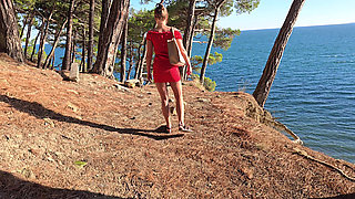 I met a beauty on a wild beach.