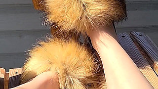 Spring Feet Furry Slides