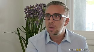 Mia Is A Blowjob Addict With Mia Malkova, Keiran Lee - Brazzers