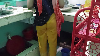Desi Bhabhi Fucking in Kitchen When she was Cooking Food