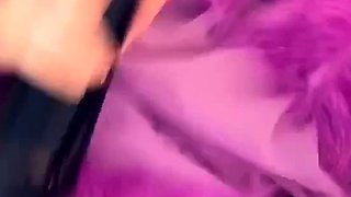 Amateur brunette double toying on webcam