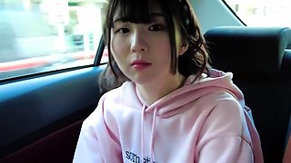 Amateur Asian teen sucks this big hard cock
