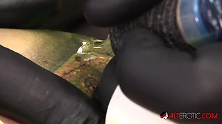 Marie Bossette Masturbates as Her Snake Tattoo is Done - AltErotic