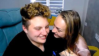 Kissing 73
