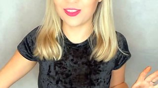 Masturbating loving babe solo toy plays with enthusiasm
