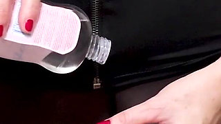 I Love Oiled Handjobs and Blowjob