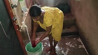 Desi Village Wife Fucked Hard in Bathroom - Deluwara Khatun Hot Sex