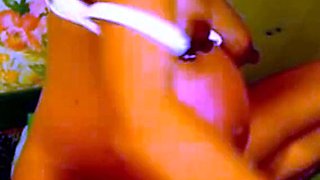 Pregnant Amateur with Big Tits on Webcam