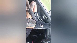 Look How This Bitch Compensated the Taxi Ride