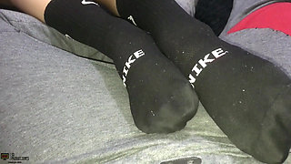 Colombian stepmom Mafelago is surprised by her stepson's big cock - Porno en Espa&ntilde;ol