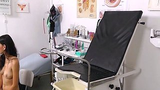 Petite small tit babe with perfect pussy masturbates