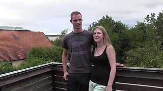 Julia Rubber Flash! Teen Blowjob and Doggy Style Cumshot