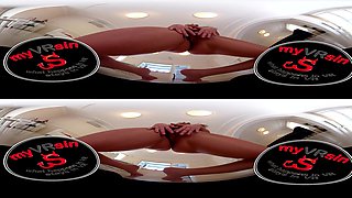 Rebecca Volpetti - Face Sitting 1 On 1 - Upskirt Fingering Shaved Pussy